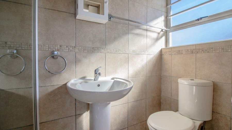 3 Bedroom Property for Sale in Beacon Bay North Eastern Cape